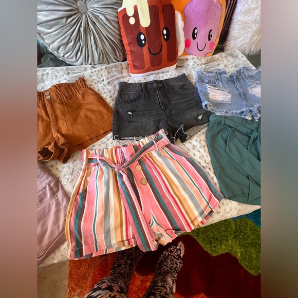 High Waisted Shorts Bundle of 6 - Picture 3 of 4